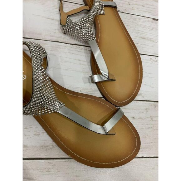 Kensie 9.5 Metallic Silver Tommie Toe Ring Sandals - Picture 6 of 8